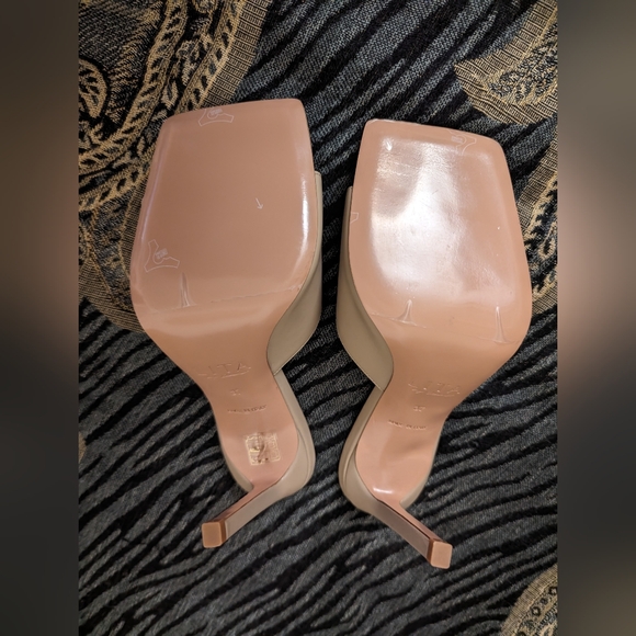 LITA by CIARA Solid Square Toe Slide  Sandal in Sand, & Black NWT - Picture 7 of 12